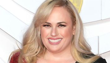 Rebel Wilson a atras toate privirile: A slăbit peste 40 kg și poartă colanți mulați