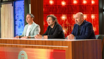 MasterChef, 7 octombrie. Situație fără precedent la MasterChef România! Un concurent a fost eliminat imediat după ce Chefii au gustat din preparat: „Lasă șorțul!”
