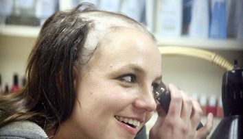 Britney Spears a dezvăluit, în sfârșit, motivul pentru care s-a ras pe cap în 2007