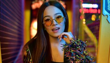 Mimi, prima vloggeriță din Romania cu 1 milion de urmaritori pe Instagram