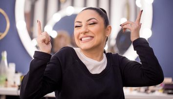 Andra, fotografie de suflet alături de mamă. Ce mesaj are artista pentru cea care i-a dat viaţă