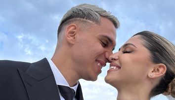 Irina Deaconescu și fotbalistul Cristian Manea s-au căsătorit. Nunta a avut loc la malul mării, iar mireasa a fost superbă