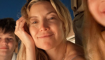 Kate Hudson, vacanță pe o insulă din Grecia frecventată de mulți români. Cum arată actrița la plajă, la 47 de ani