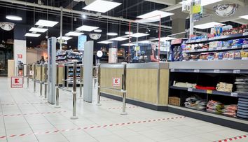 Noi măsuri luate de hipermarketurile din România din cauza pandemiei de coronavirus