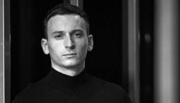Denis de la The Motans a văzut prima oară marea la 7 ani. Ce lucru l-a uimit pe artist