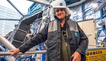 Nu toții fanii Queen știu asta despre el. Care e profesia reală a chitaristului Brian May