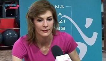 Roxana Ciuhulescu a renuntat la parasutism si alpinism pentru Kangoo Jumps! VIDEO