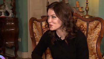 Anca Dumitra a arătat la Vorbește lumea tot ce are în geantă