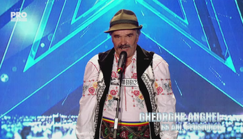 S-a imbracat in costum popular si a adus jungla pe scena.Membrii juriului n-au avut de ales si au inceput sa cante cu el