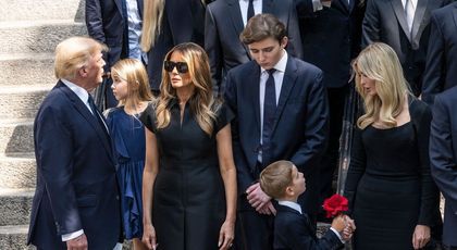 Barron Trump, apariție rară! Adolescentul de 16 ani pare să nu se oprească din crescut. Ce înălțime are acum