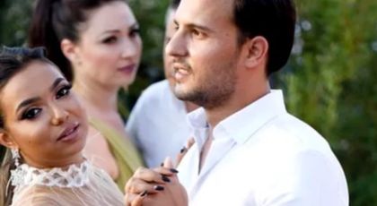 Adriana Simionescu, prima reacție după ce s-a spus că divorțează de soțul ei. Fiica lui Adrian Minune a spus adevărul: „Suntem certați, ne-am certat”