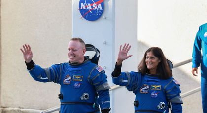 Viral pe TikTok. Cum au astronauții relații intime în spațiu. Butch Wilmore și Suni Williams vor fi blocați împreună pentru 6 luni, pe Stația Spațială Internațională