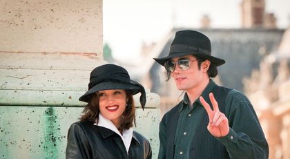 “Michael Jackson era virgin la 35 de ani, când ne-am căsătorit”. Secretele mariajului fiicei lui Elvis, dezvăluite în cartea autobiografică