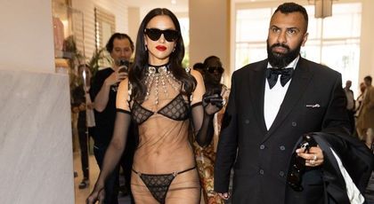 Irina Shayk, cea mai controversată apariție de la Cannes: a venit doar în lenjerie intimă la un eveniment