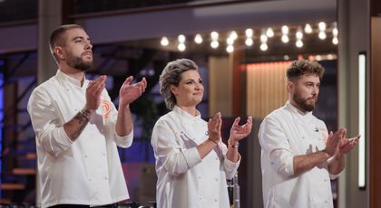 Finala MasterChef, 11 decembrie 2024. Cine este concurentul care părăsește competiția MasterChef, chiar înainte de ultima probă. Doar doi concurenți se vor duela pentru trofeu: „Plec liniștit, împăcat”