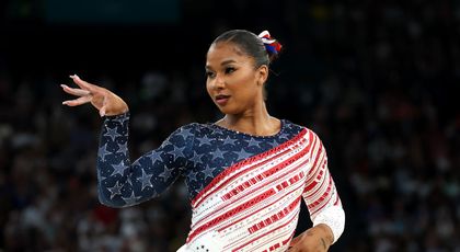 Sora lui Jordan Chiles iese la atac și joacă cartea “rasismului”, pentru a contesta decizia TAS. Ce masaj a trimis și Simone Biles