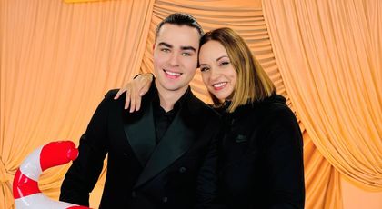 Imaginea care a topit internetul: Andreea Marin cu fiul lui Ștefan Bănică: "Radu radiază de bucurie în preajma ta"