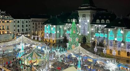 Prețuri incredibile la târgul de Crăciun din Craiova! Cât costă un pahar de vin fiert, o cafea sau o porție de mâncare tradițională