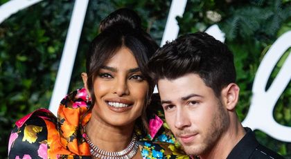 Priyanka Chopra, prima poză într-o revistă glossy alături de fetița ei. Vedeta a spus de ce a apelat la o mamă surogat