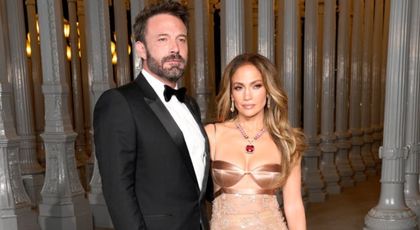 Ben Affleck ar fi înșelat-o pe Jennifer Lopez. Cine este femeia cu 16 ani mai tânără cu care petrece din ce în ce mai mult timp