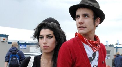 Fostul soț al lui Amy Winehouse vrea o parte din averea artistei, la 8 ani de la moartea ei