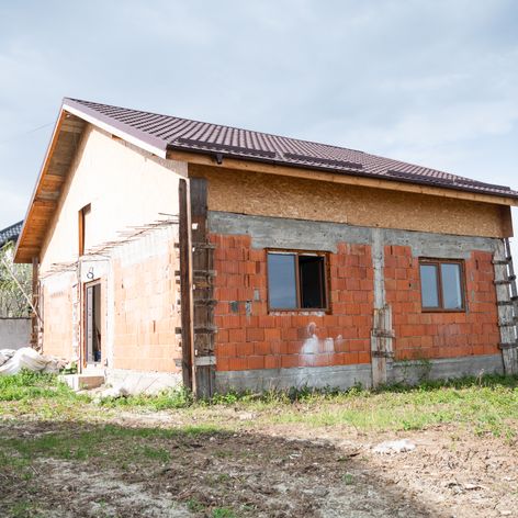 Echipa ajunge la casa începută de Titica, în Bragadiru. Arhitecții sesizează, deja, primele probleme. „Totul a pornit de la o sch (12)