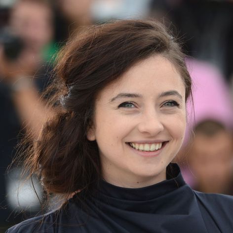 Cosmina Stratan, castigatoarea premiului pentru cea mai buna actrita la Cannes in 2012, pentru interpretarea din “Dupa dealuri”.
