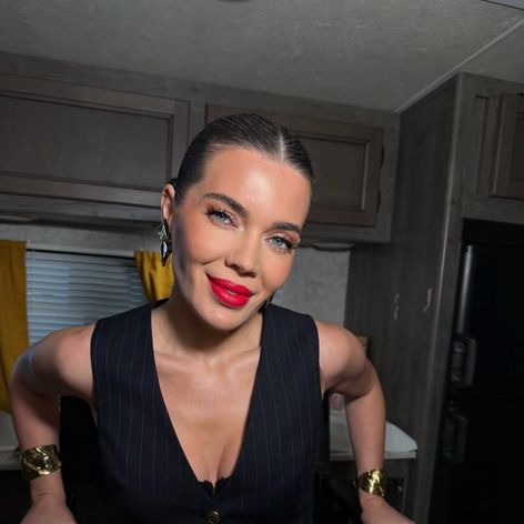 au început filmările la masterchef… eu, mega entuziasmată pentru noul sezon, voi ✨