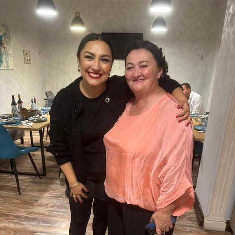 andra si mama lui oleg