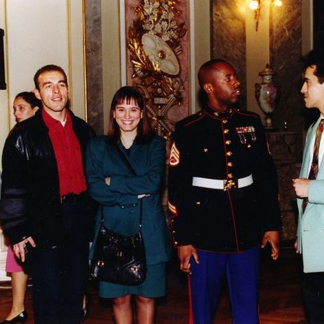 In’94 , inainte de a prezenta Stirile ProTV,  faceam multe reportaje pentru CNN. Aici este unul despre puscasii marini din Romania.