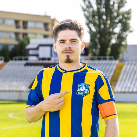 Costi Max - personaj Dani (1)