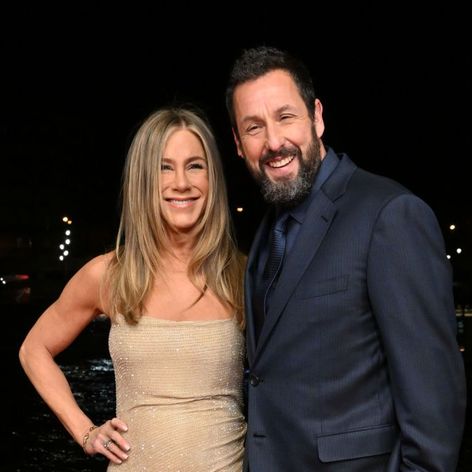 Jennifer Aniston și Adam Sandler la premiera filmului „Murder Mystery 2”, la Paris
