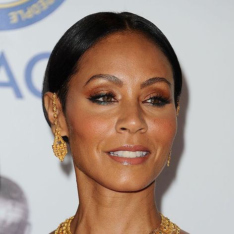 Jada Pinkett Smith în rochie de gală, în 2016