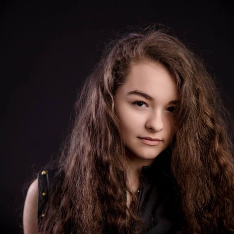 Rebeca Maria Neacșu de la Românii au talent 