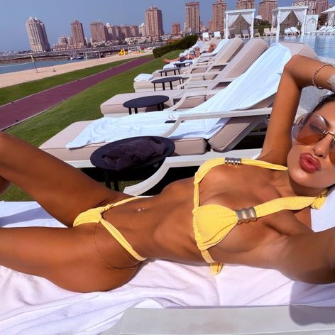 Pool, Peace and Power ✨ ☀️ (1)