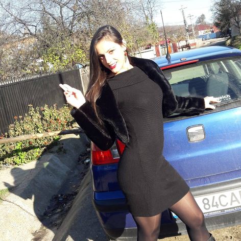 ana maria pal - in rochie