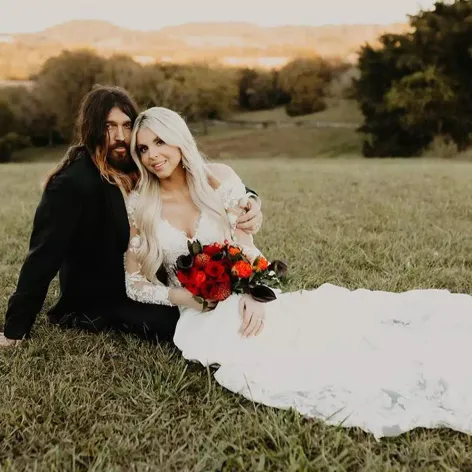 Billy-Ray-Cyrus-Wedding-101123-2-0de3965c12ab4b63a05310e6e9bbf681