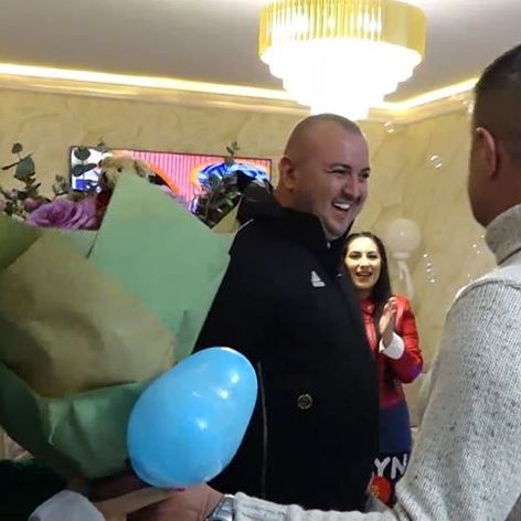 Vasilică Ceterașu și Amalia Ursu vin cu gemenii acasă 