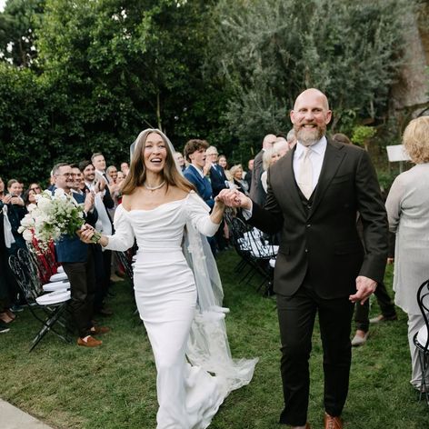 #AlanaHadid (@LanzyBear) and Ross Williams tied the knot at the father-of-the-bride’s home in LA
