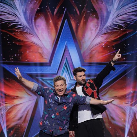 thumbnail_Pavel Bartos si Smiley - Romanii au talent