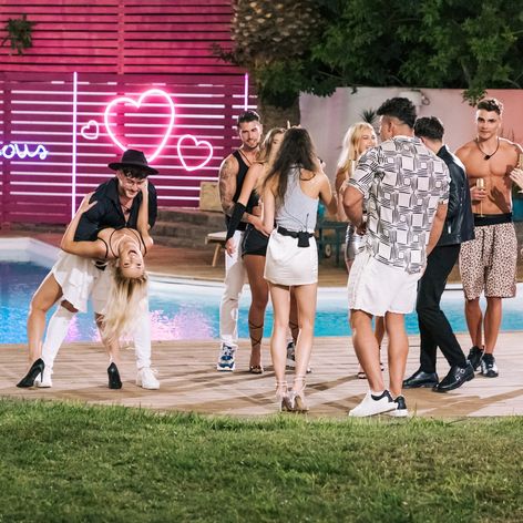 Love Island Romania - ep. 1 (6)