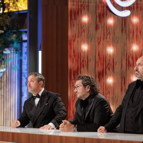 Finala MasterChef România, 16 decembrie 2025. Proba felului principal le-a dat mari bătăi de cap concurenților. Preparatul lui Florentin Drăgoiu le-a atras încă din prima clipă atenția chefilor,  (3)