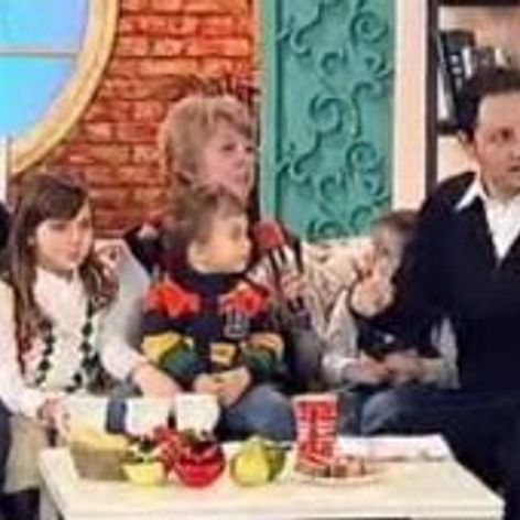 Familia Ţânţăreanu