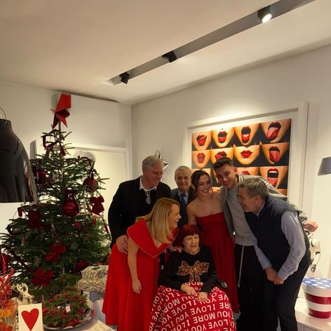 Merry Christmas from our family to yours❤️🌲 (5)