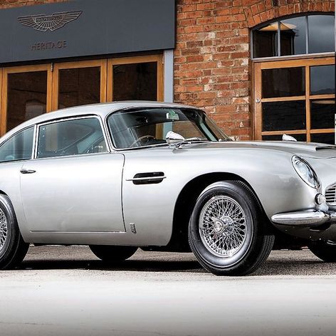 Aston Martin James Bond. FOTO: Sotherby's