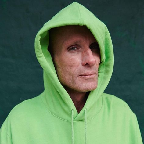 Photo by Evan Browning@haveagoodtimeofficial #petergreene