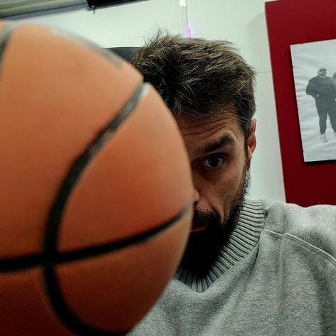DOC (Vlad Munteanu) participă la SURVIVOR România 2023, în echipa FAIMOȘILOR
