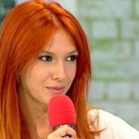 Adela Popescu
