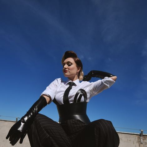 Oana Zamfir Madonna 3