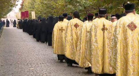 S-a aflat cât câștigă, de fapt, un preot în România! Noile salarii au fost făcute publice